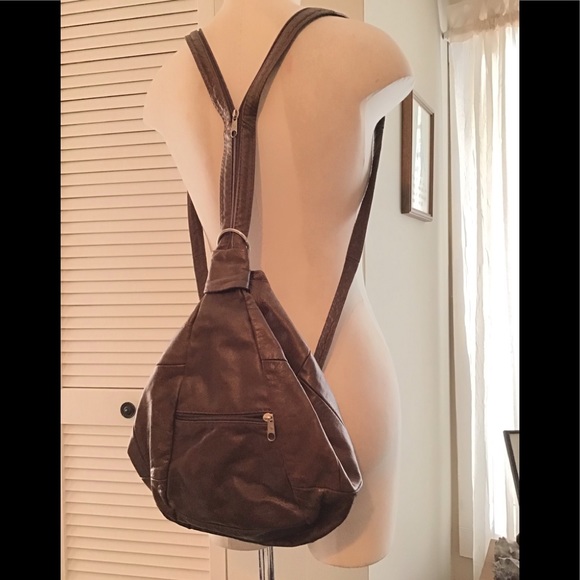 Brown leather backpack, made In Mexico.EUC Cuyana Women main image 3